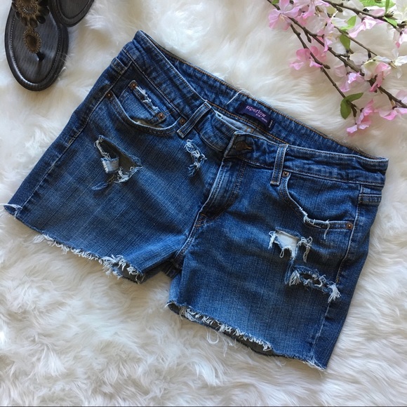 Levi’s Superlow 518 Distressed Jean Shorts Sz 11 - Picture 2 of 9